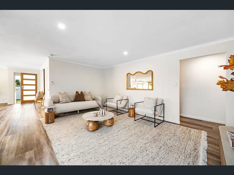 22 Ashburton Close, Arundel — photo 1 of 5