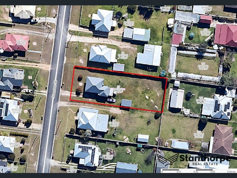 13 Stanton Street, Stanthorpe — photo 1 of 5