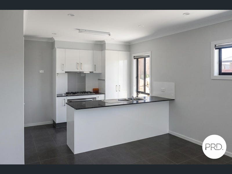 5 Buchanen Street, Boyne Island — photo 1 of 5