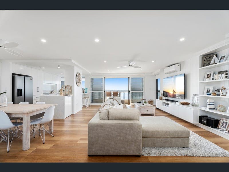 46/17 Bayview Street, Runaway Bay — photo 1 of 5