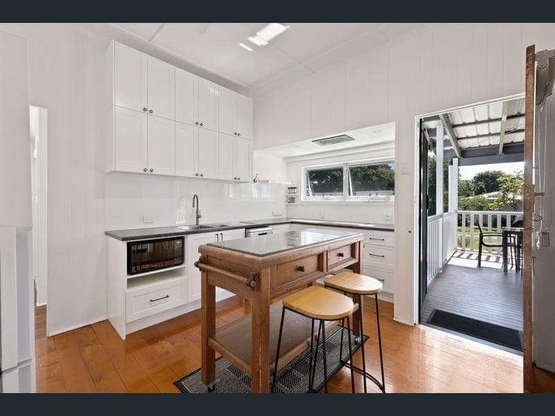 10 Tait Street, West Mackay — photo 1 of 5
