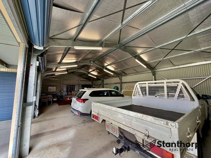 4 Symes Street, Stanthorpe — photo 1 of 5
