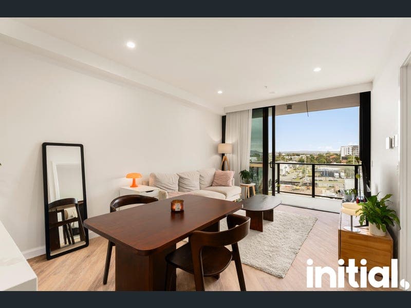 307/59 Meron Street, Southport — photo 1 of 5