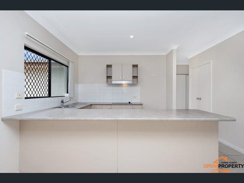 4B Merritt Court, Deeragun — photo 1 of 5