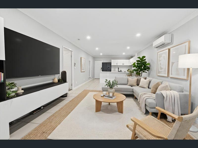 8/22 Birdwood Street, Zillmere — photo 1 of 5
