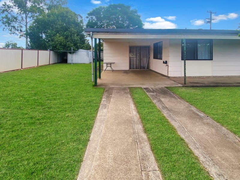 84E Boyd Street, Chinchilla — photo 1 of 5