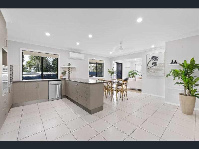 20 Shanks Street, Bucasia — photo 1 of 5