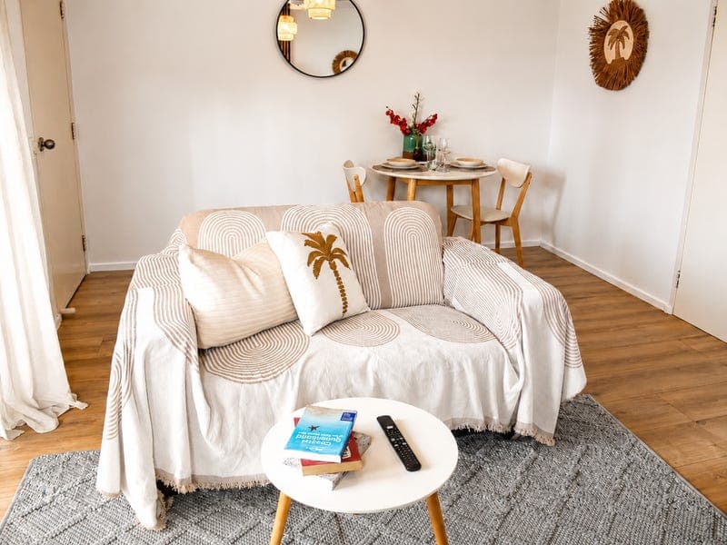1/129-135 Oleander Street, Holloways Beach — photo 1 of 5