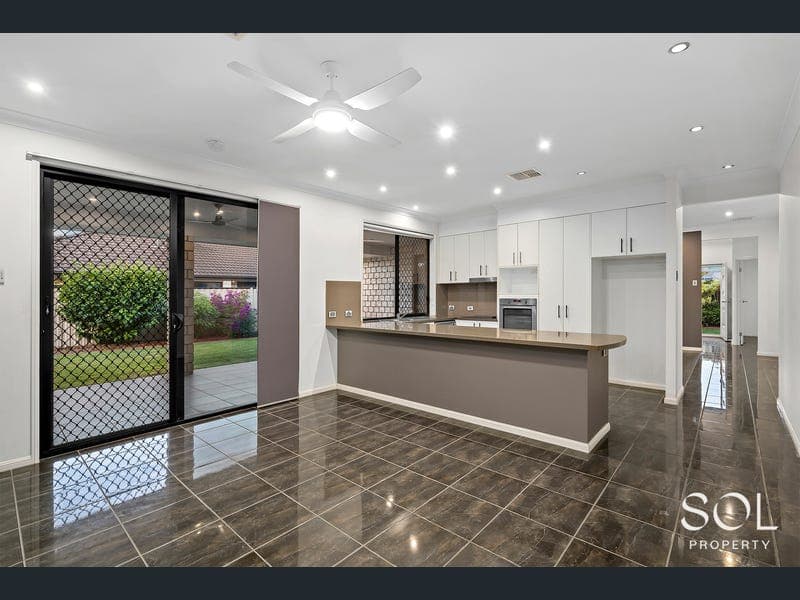 16 Dewar Court, Caboolture — photo 1 of 5