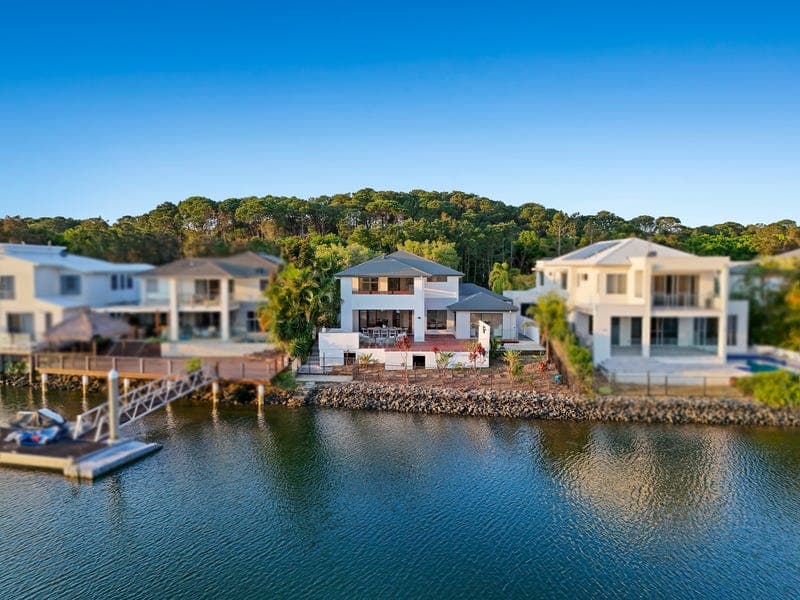 66 Palladium Boulevard, Hope Island — photo 1 of 5