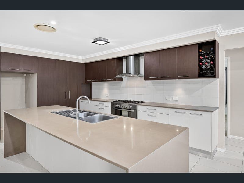 1 River Gum Court, Loganholme — photo 1 of 5