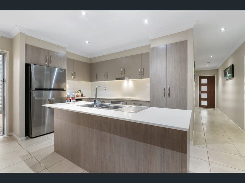 13 Shale Avenue, Logan Reserve — photo 1 of 5