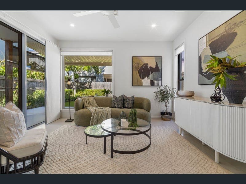 71 Ascent Street, Rochedale — photo 1 of 5