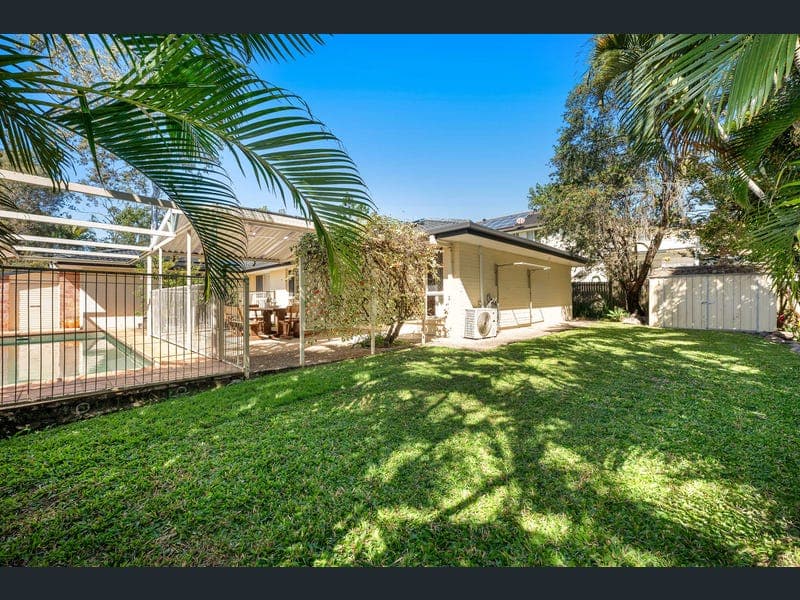 64 Kintyre Street, Brookfield — photo 1 of 5
