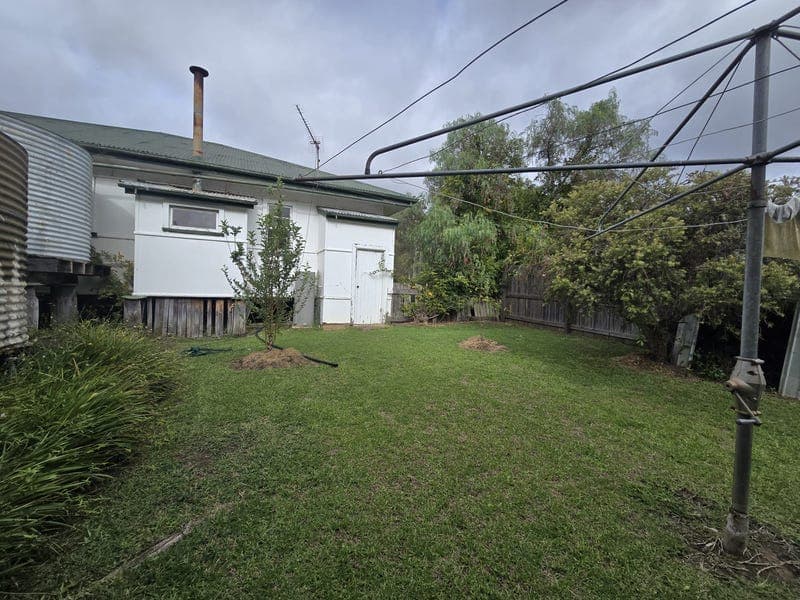 15 King Street, Goombungee — photo 1 of 5