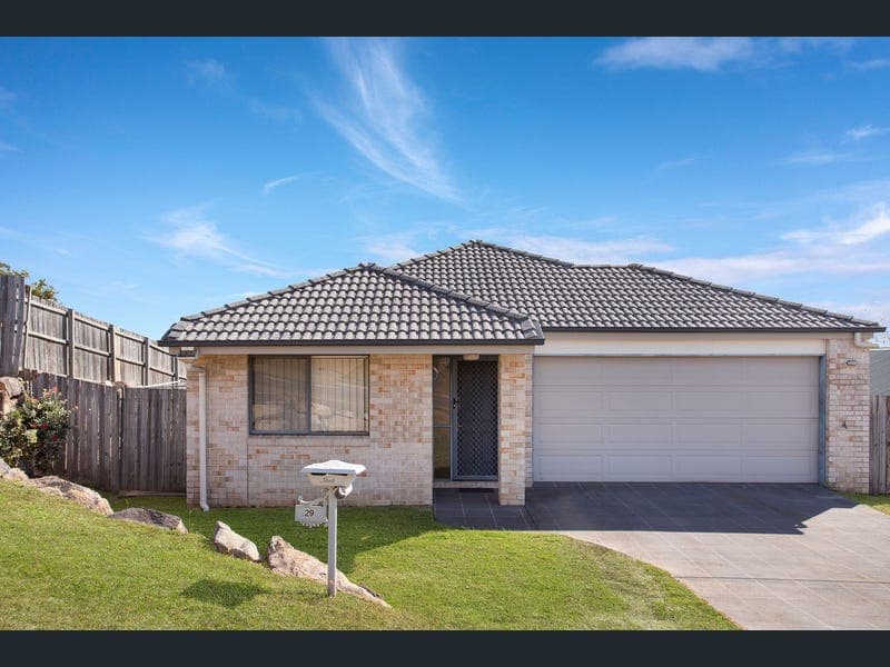 29 ISABELLA STREET, Collingwood Park — photo 1 of 5
