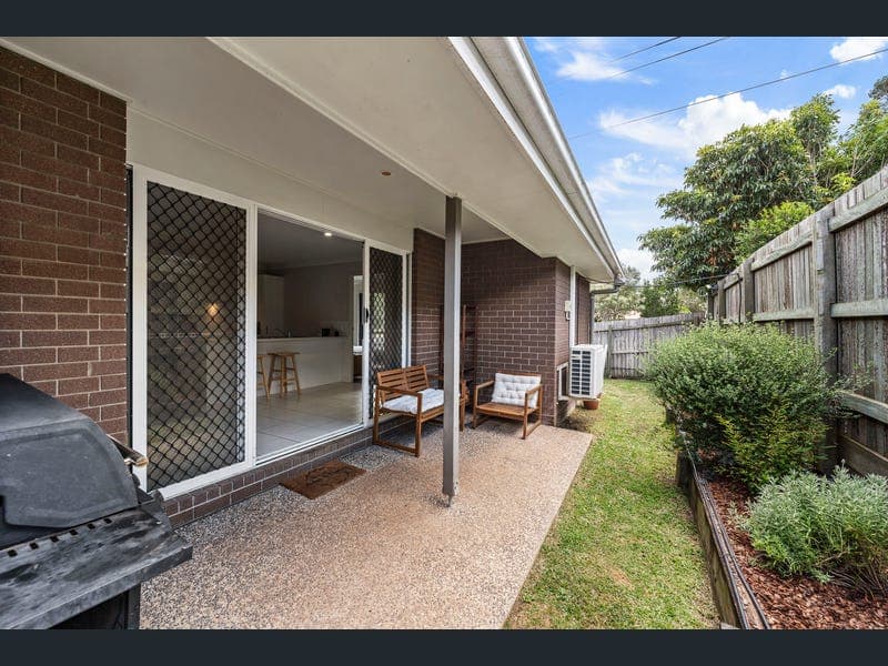 16 Orchard Lane, Glenvale — photo 1 of 5