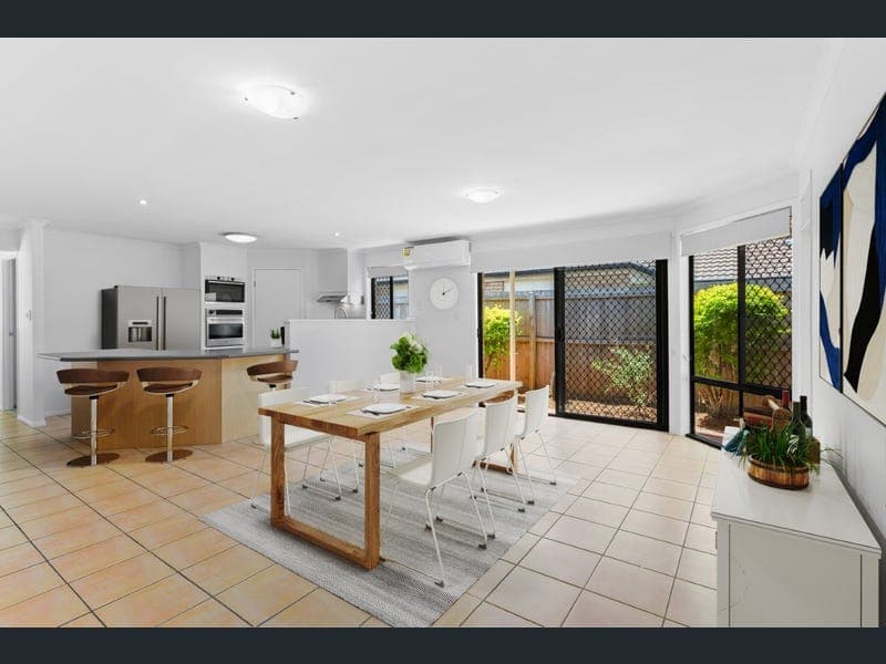 14 Heathcote Avenue, North Lakes — photo 1 of 5