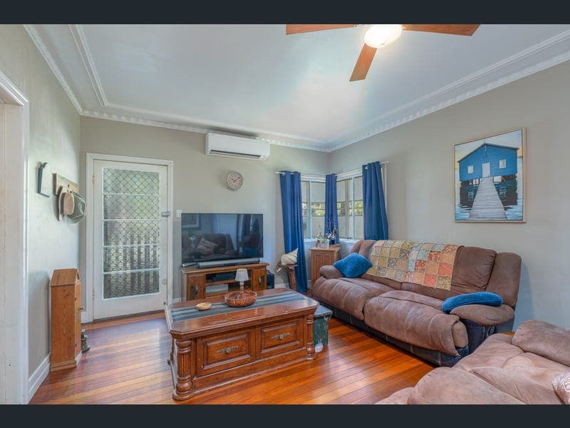 25 Harvey Road, Glenwood — photo 1 of 5