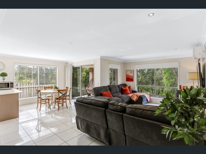 2/45 Codrington Circuit, Pacific Pines — photo 1 of 5