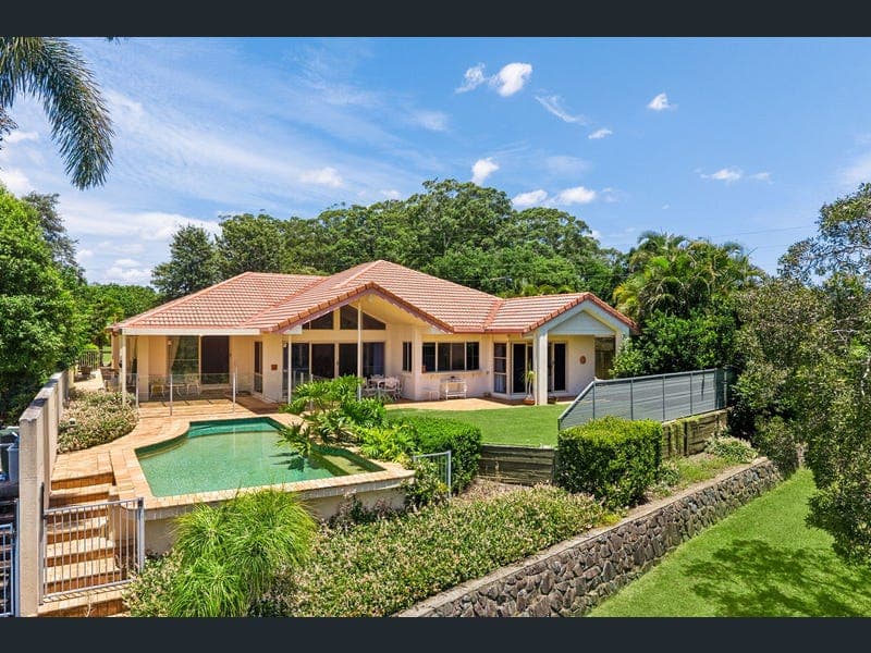 3 Coomoo Crescent, Mountain Creek — photo 1 of 5