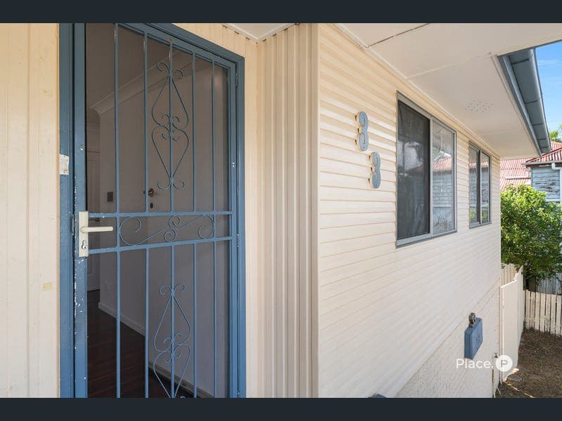 33 Gillies Street, Zillmere — photo 1 of 5