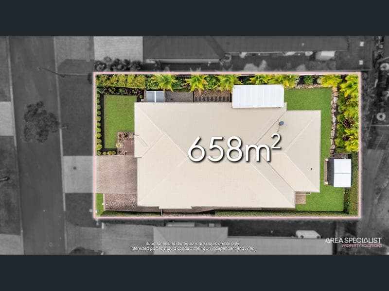 26 Cedarton Crescent, Ormeau — photo 1 of 5