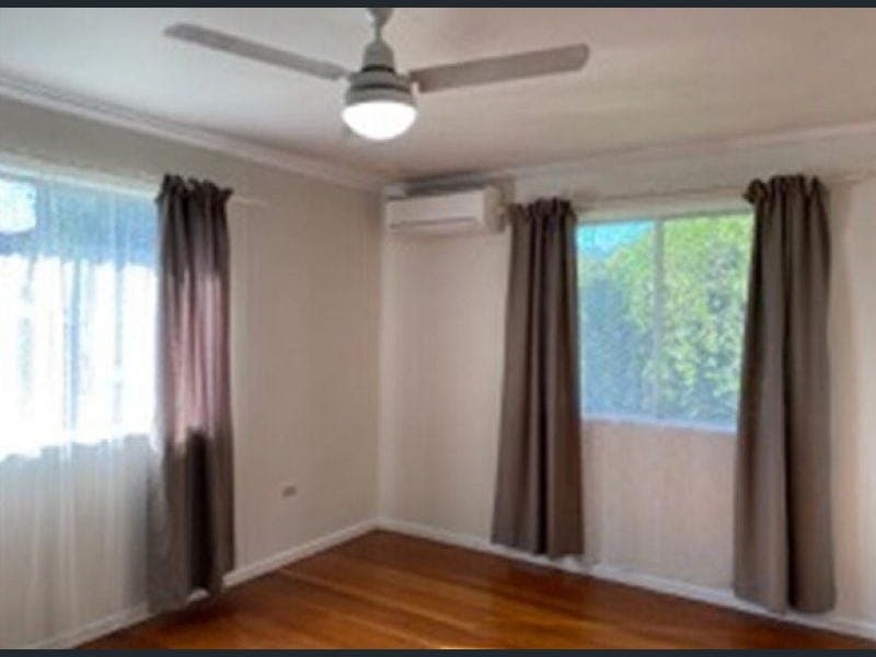 15 Phillips Avenue, Atherton — photo 1 of 5