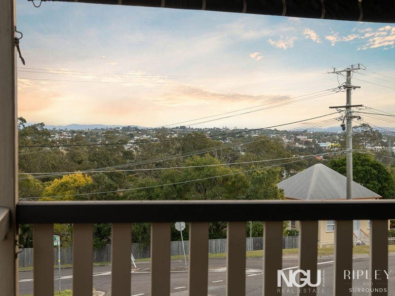 28 Braeside Road, Bundamba — photo 1 of 5