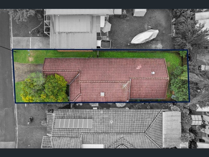 5 Lyrebird Street, Loganlea — photo 1 of 5