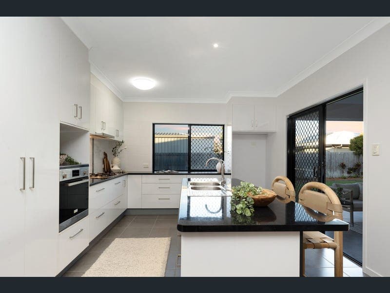 3 Huntswood Court, Kirwan — photo 1 of 5