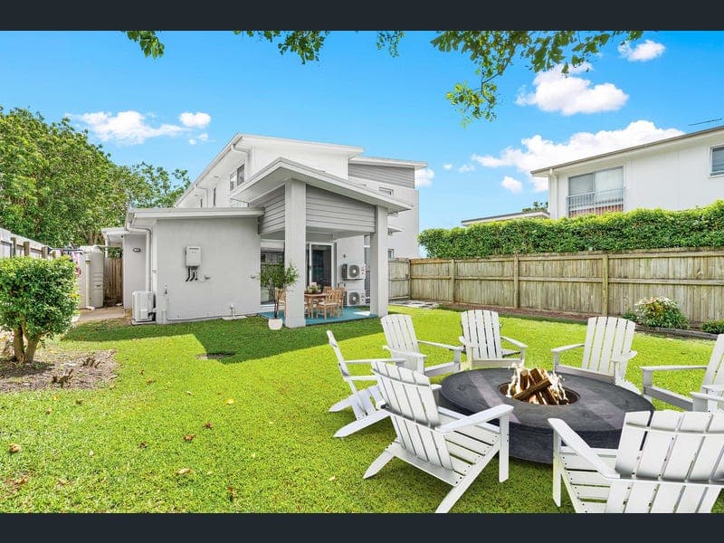2/13 Firefly Crescent, Ooralea — photo 1 of 5