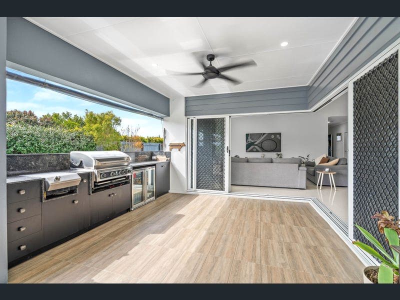2 Callaway Court, Bakers Creek — photo 1 of 5