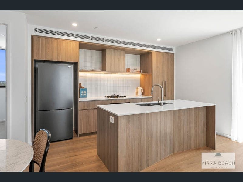 204/7 Douglas Street, Kirra — photo 1 of 5