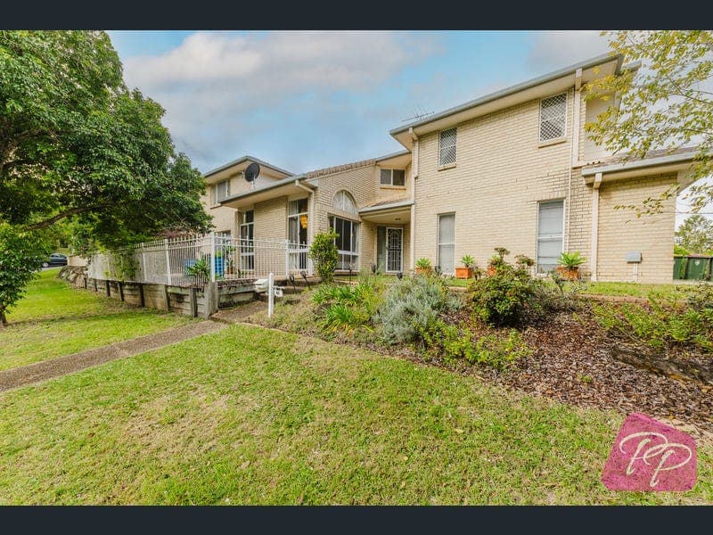 41 Balaton Street, Westlake — photo 1 of 5