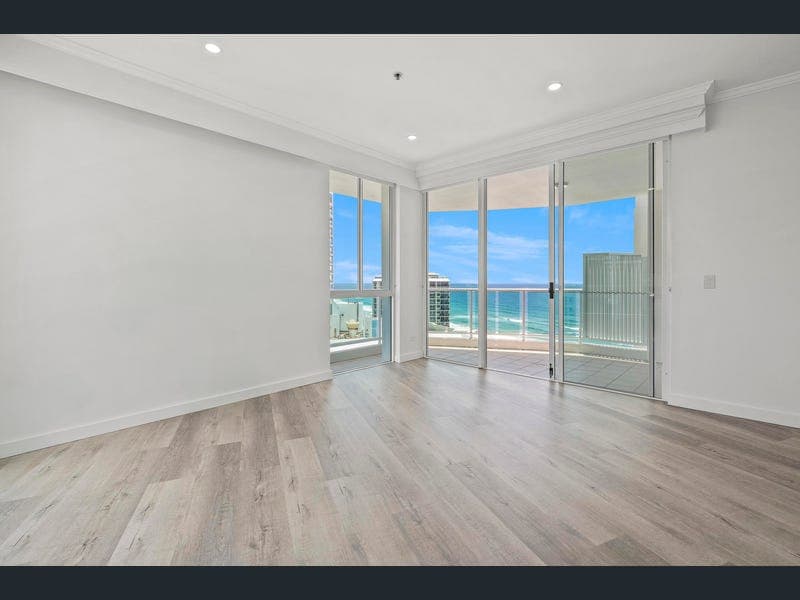41/5 Woodroffe Avenue, Main Beach — photo 1 of 5