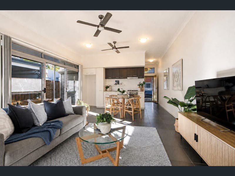 19 Conimbla Street, Fitzgibbon — photo 1 of 5