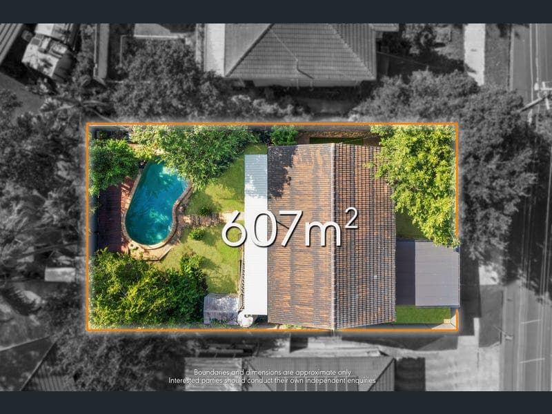 36 Glengala Drive, Rochedale South — photo 1 of 5