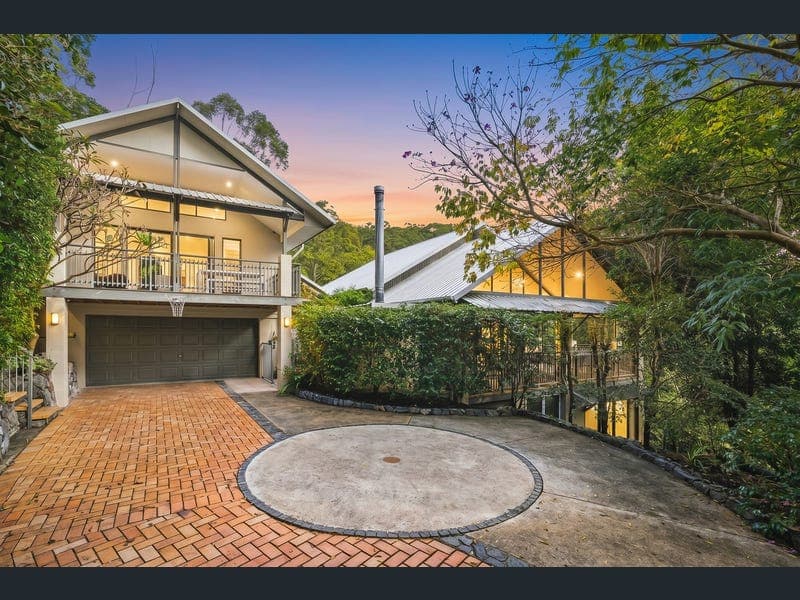 31 Healy Court, Mudgeeraba — photo 1 of 5