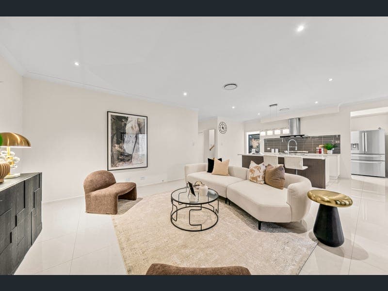 92 Pioneer Drive, Kuraby — photo 1 of 5