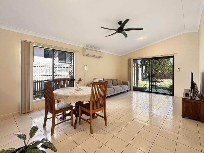 24 Lemonwood Court, Douglas — photo 1 of 5