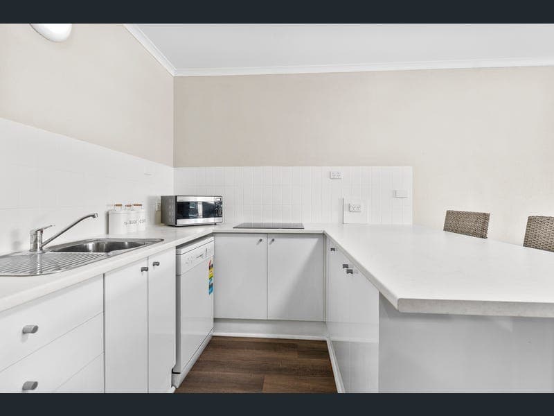 353/175 Lake Street, Cairns City — photo 1 of 5