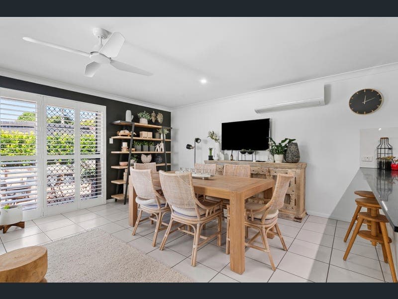 3 Maidstone Crescent, Peregian Springs — photo 1 of 5