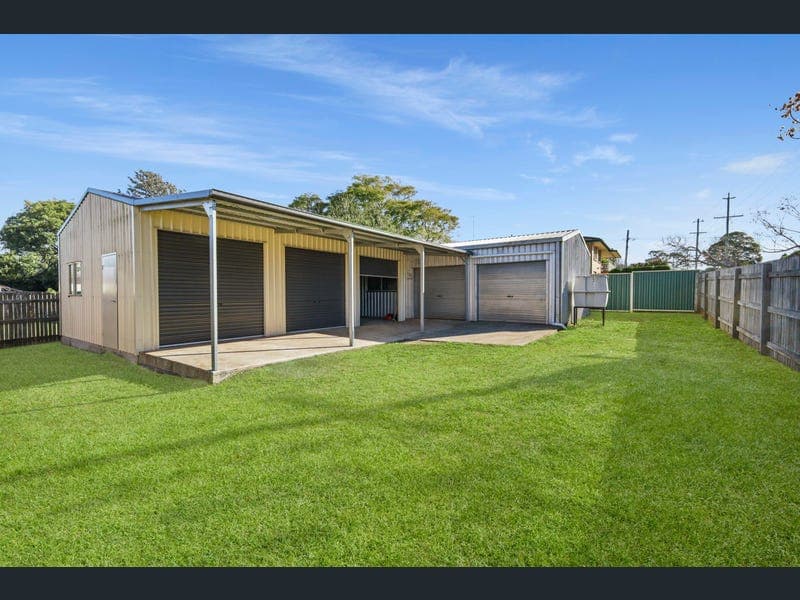 9 Crotty Street, Centenary Heights — photo 1 of 5