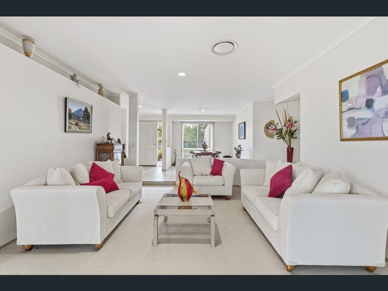 38 Bougainvillea Street, Calamvale — photo 1 of 5