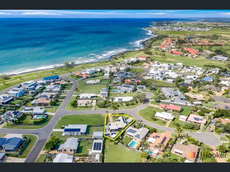 11 Majestic Place, Coral Cove — photo 1 of 5