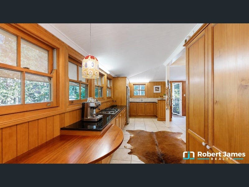 14 Lakeway Drive, Cooroibah — photo 1 of 5