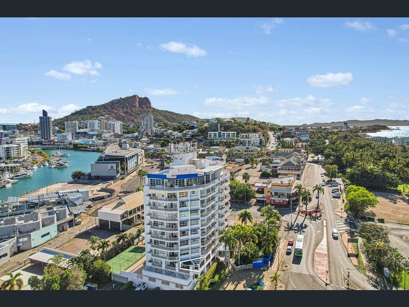 2C/3-7 The Strand, Townsville City — photo 1 of 5