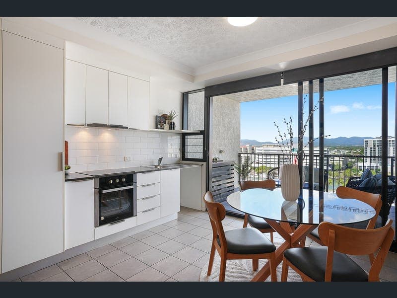15/23 Melton Terrace, Townsville City — photo 1 of 5