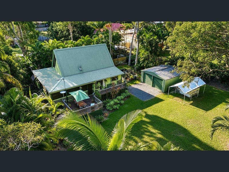 58 Alexander Street, Macleay Island — photo 1 of 5